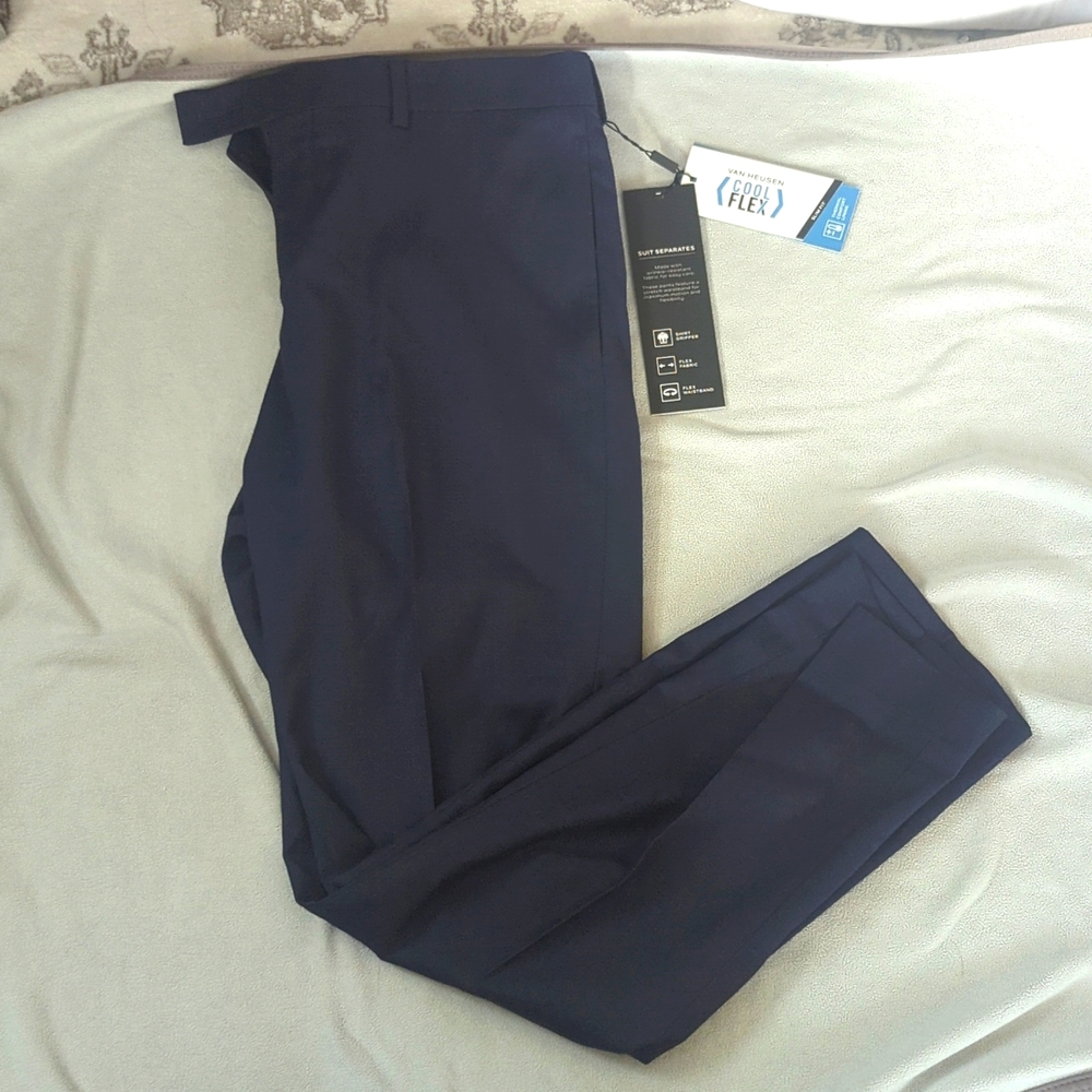 32x30 Van Huesen Mens 32"x 30"  Navy Blue Dress Pants: 32Wx30L NWT